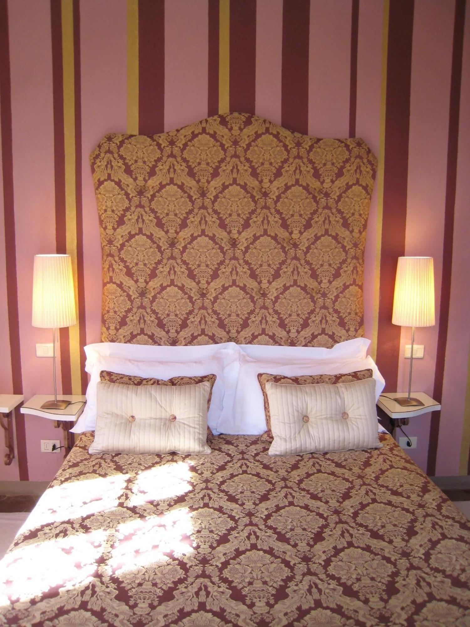 Fontelunga Hotel & Villas Pozzo  Екстер'єр фото